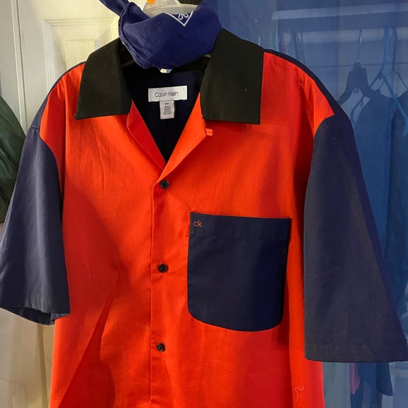 Calvin Klein Colorblock Button-Up - Picture 1 of 5